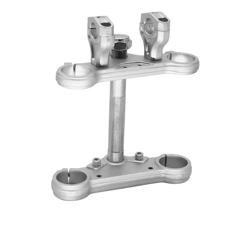 Cum îmbunătățește clema triplă turnarea sub presiune a motocicletei?