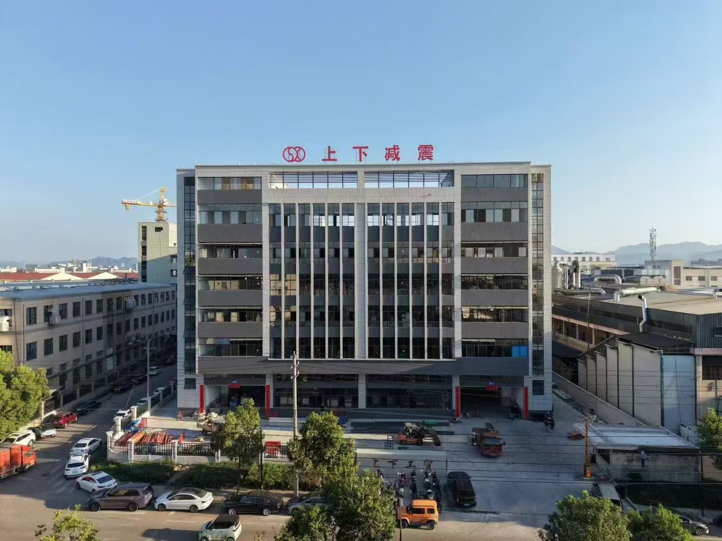 Exploziv! O nouă fabrică de 18.000㎡ cu șase etaje a fost dezvăluită!